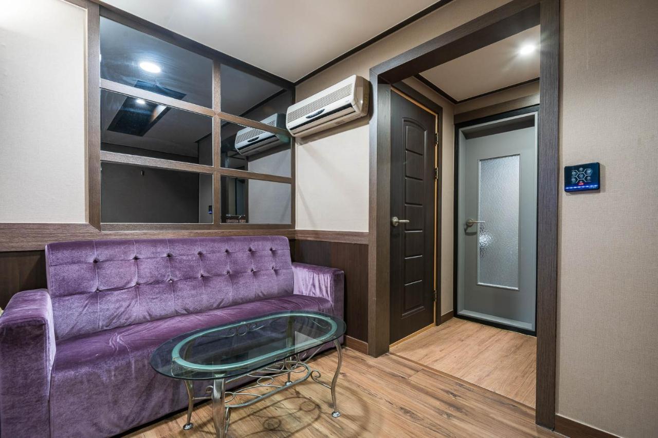 Mu Hotel Sasang Екстер'єр фото