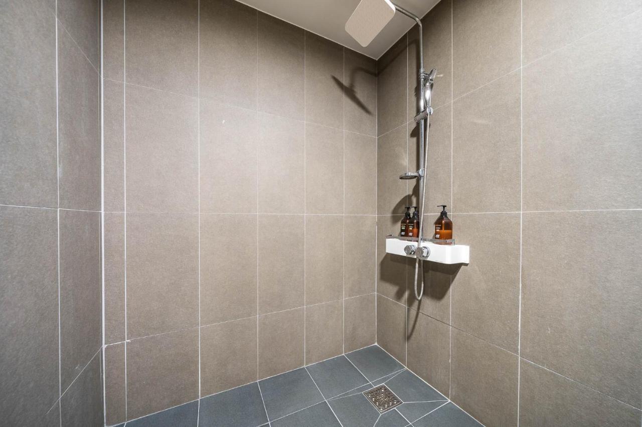 Mu Hotel Sasang Екстер'єр фото