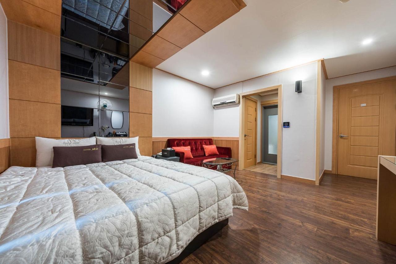 Mu Hotel Sasang Екстер'єр фото