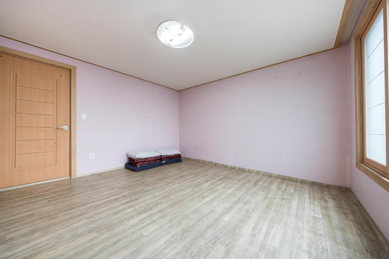 Mu Hotel Sasang Екстер'єр фото